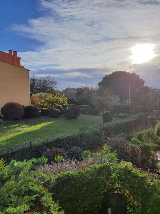 Studio 16 Le Cap D'Agde Avec Parking Prive Proche Du Centre Bagian luar foto
