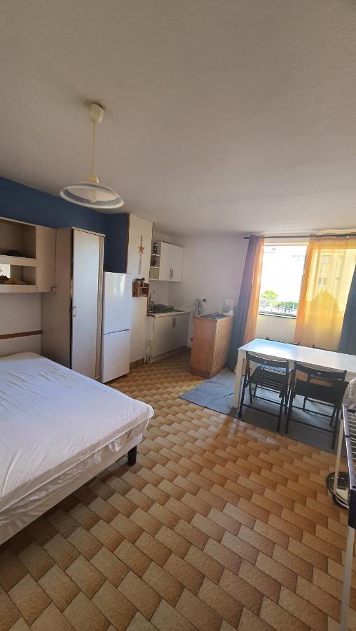 Studio 16 Le Cap D'Agde Avec Parking Prive Proche Du Centre Bagian luar foto